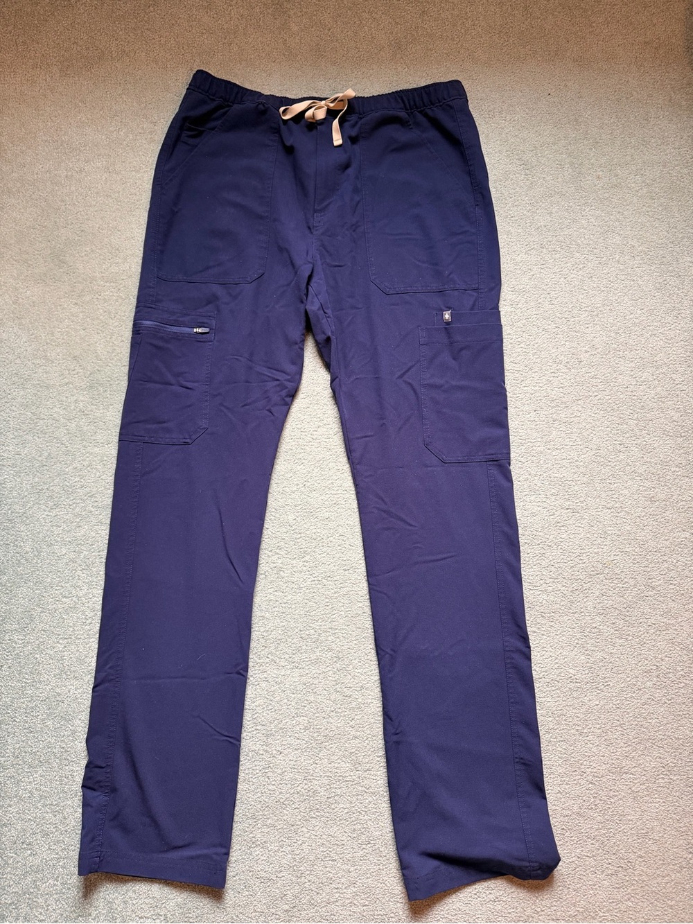 Figs Men's Navy Cargo Scrubs Large / Tall